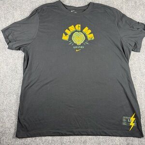 Nike King Me Dri-FIT T-Shirt Mens 2XL Black And Yellow LeBron James LBJ Graphic